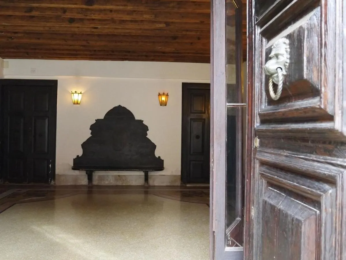 Appartamento In Palazzo Storico A Venezia Centro 0*, Venice