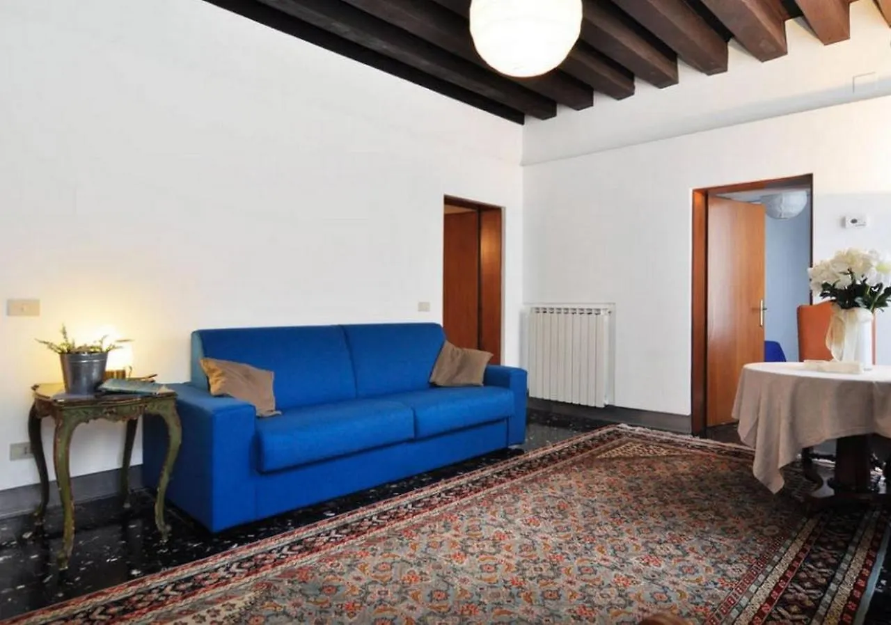 Appartamento In Palazzo Storico A Venezia Centro Italy