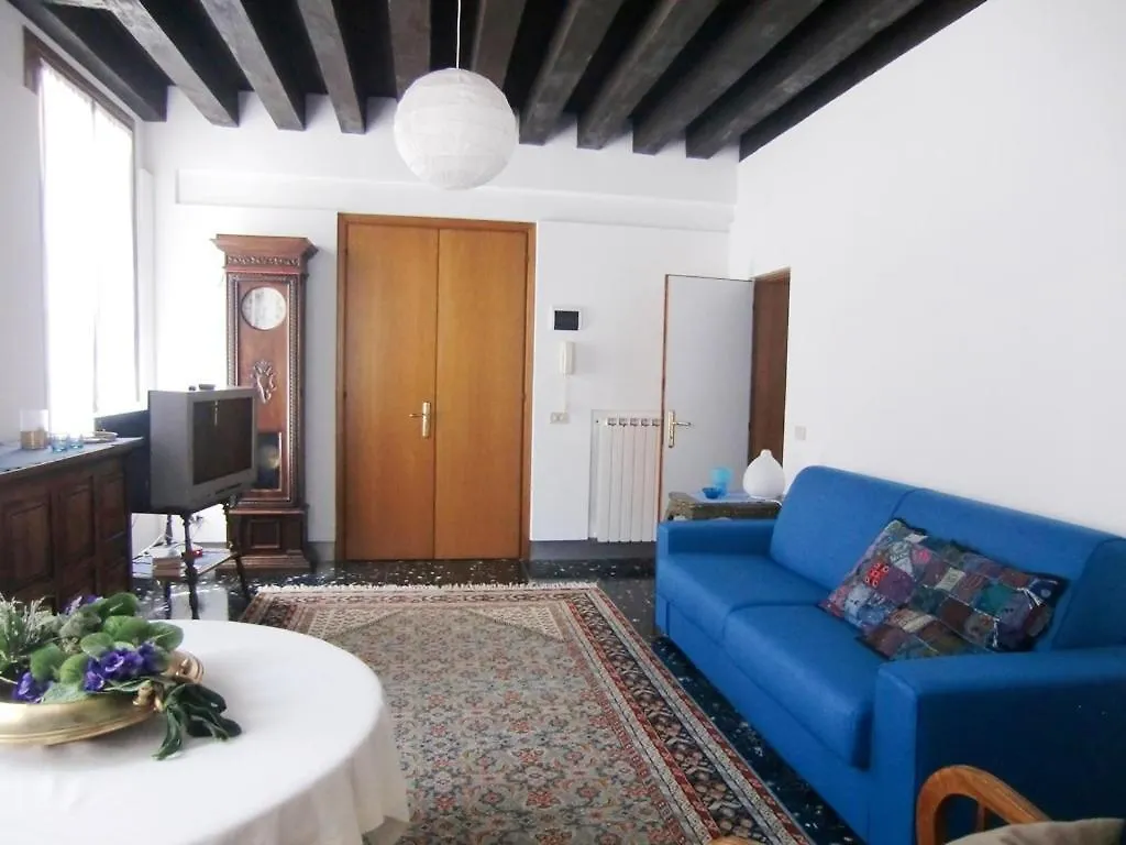 Appartamento In Palazzo Storico A Venezia Centro Apartment